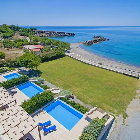 Mary Beach Rodakino Exterior photo